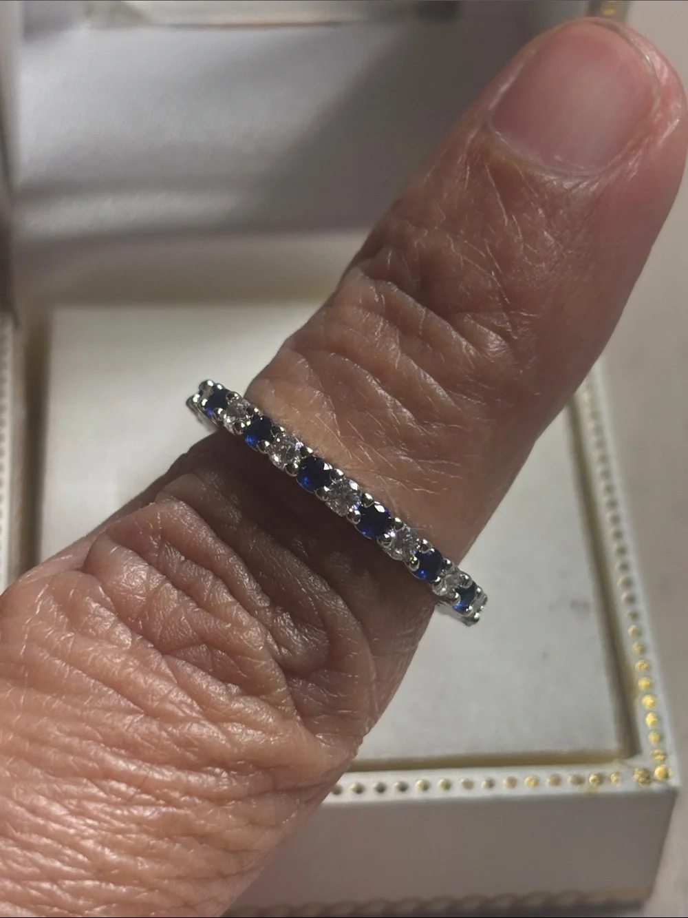 Independent elegant silver